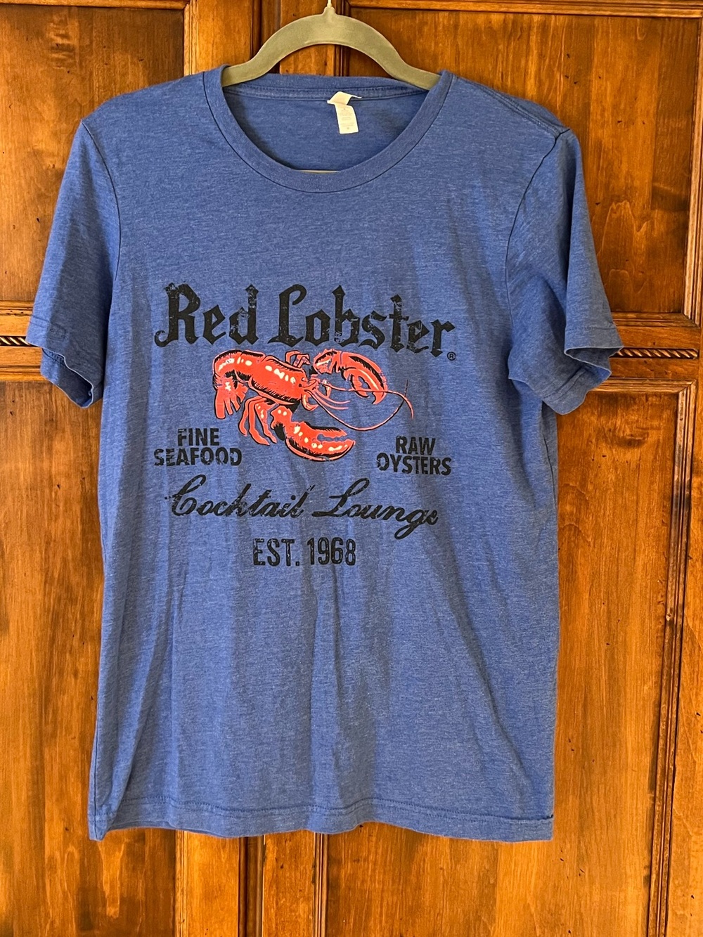 Bella Canvas Red Lobster Graphic Tee Shirt | Size M | Like New | Unisex - Picture 4 of 7